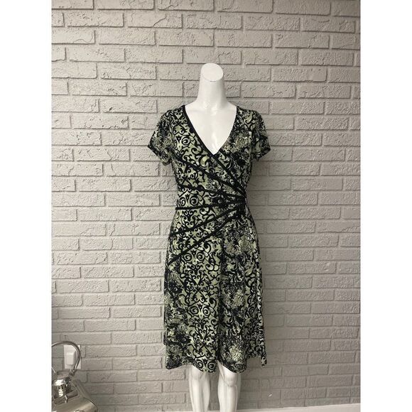 Connected Petite Multicolored Short Sleeve Fit & Flare Dress Size 8P - Picture 1 of 9